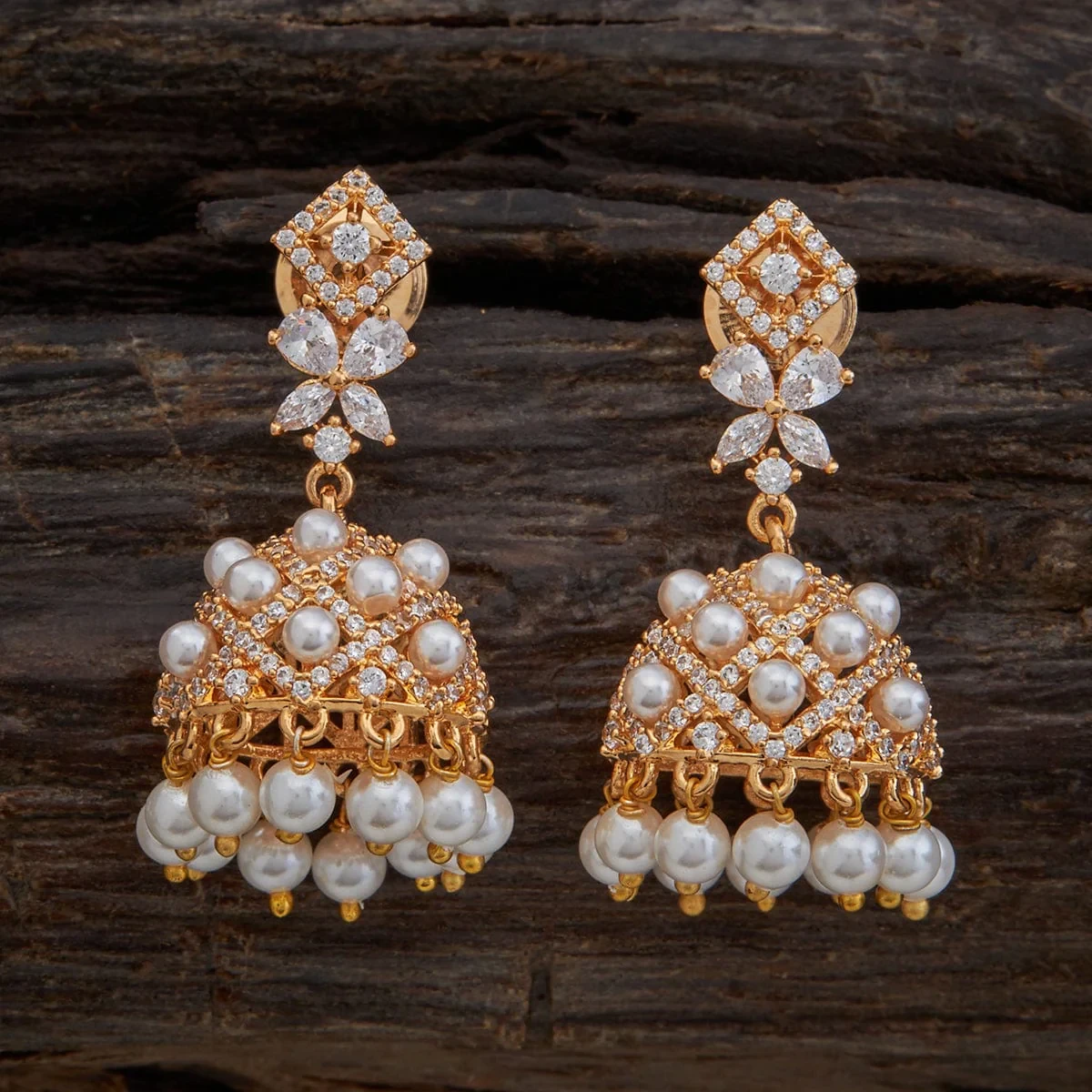 Zircon Earring Gold Polish White Colour